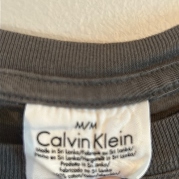 Calvin Klein Gray Long Sleeve Tee Classic Crew Neck - Picture 2 of 6